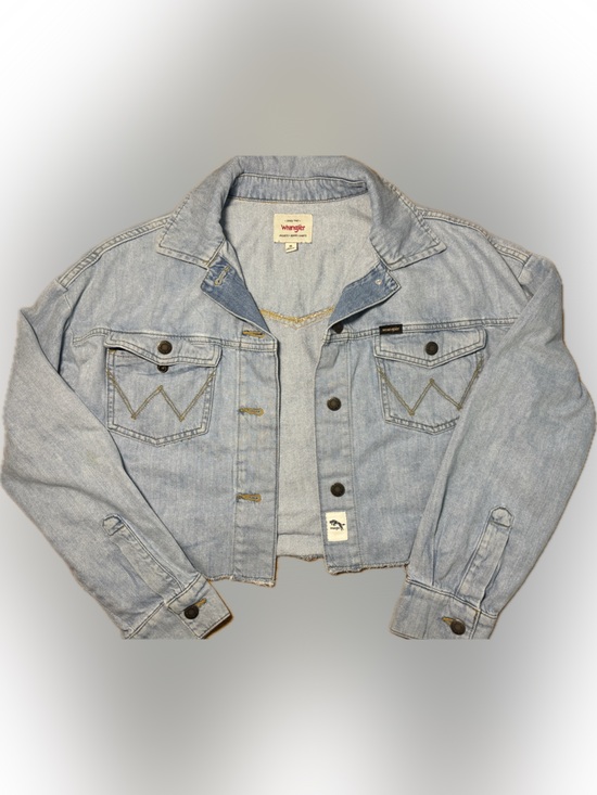 Wrangler Jackets & Blazers - wranglers crop light  denim jacket size m
